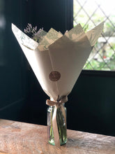 Cargar imagen en el visor de la galería, Silvātica Wild - en Base