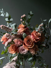 Cargar imagen en el visor de la galería, Silvātica Roses
